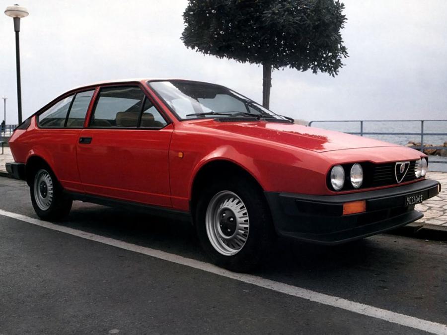  Alfa Romeo GTV 2.0 (116) 1980 года  (WW) (фото 1 из 5)